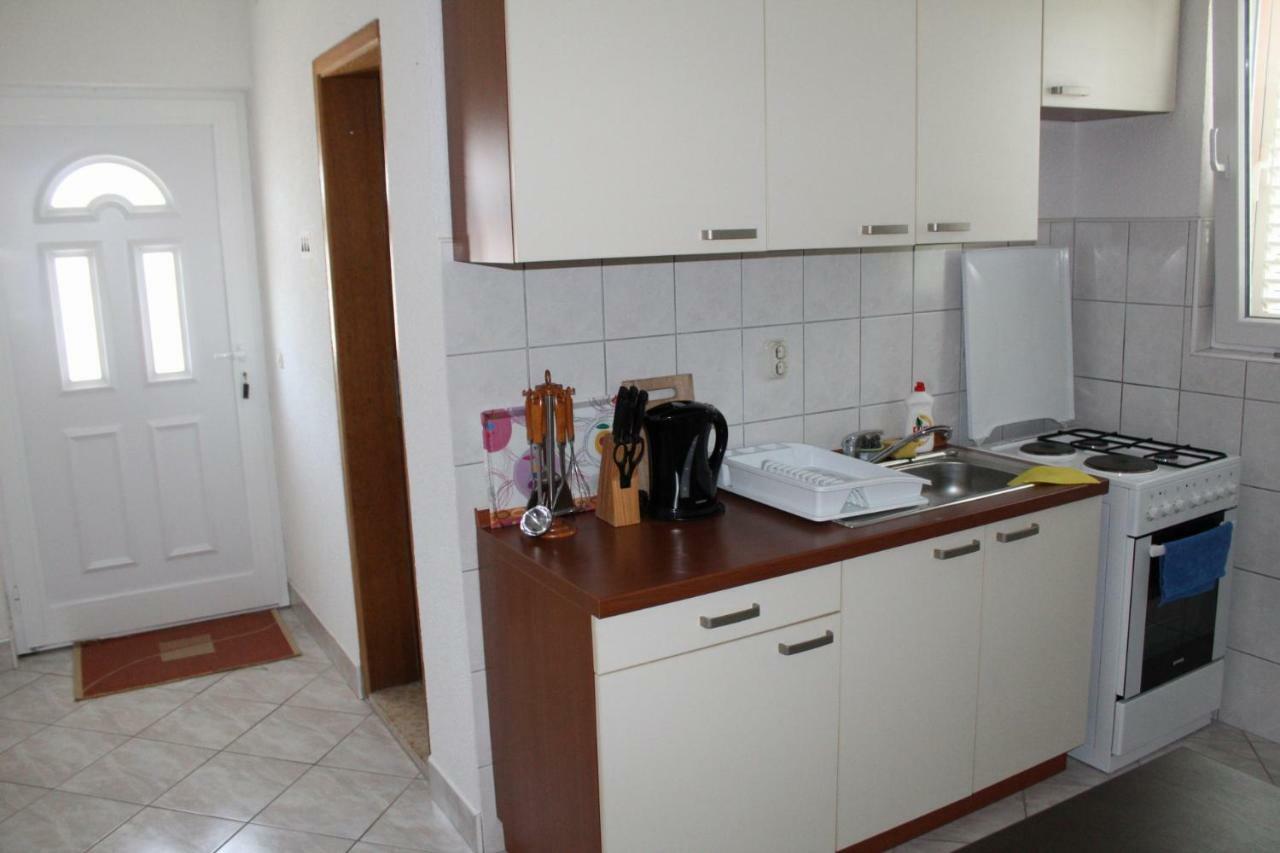 Apartments Alma Orebić Eksteriør bilde
