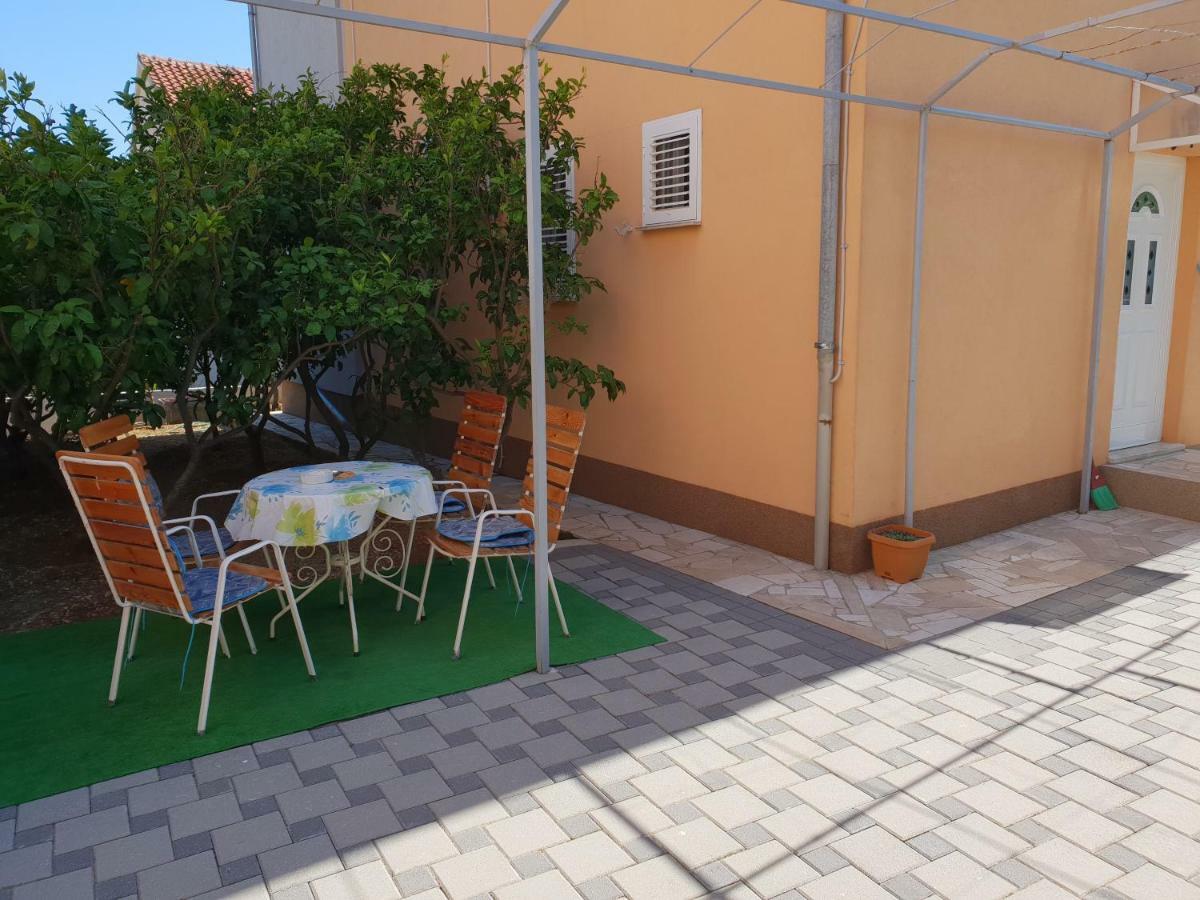 Apartments Alma Orebić Eksteriør bilde